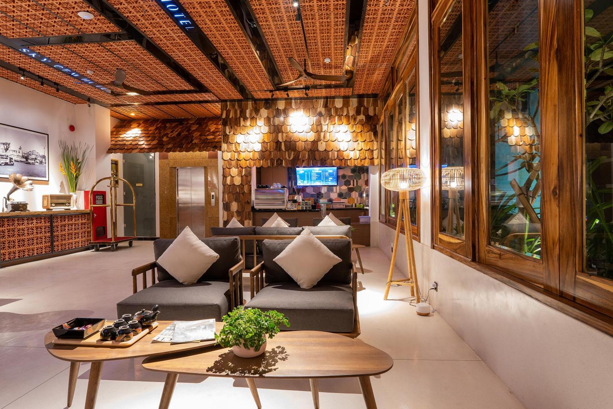 Sky Gem Central Hotel Хошимін Екстер'єр фото