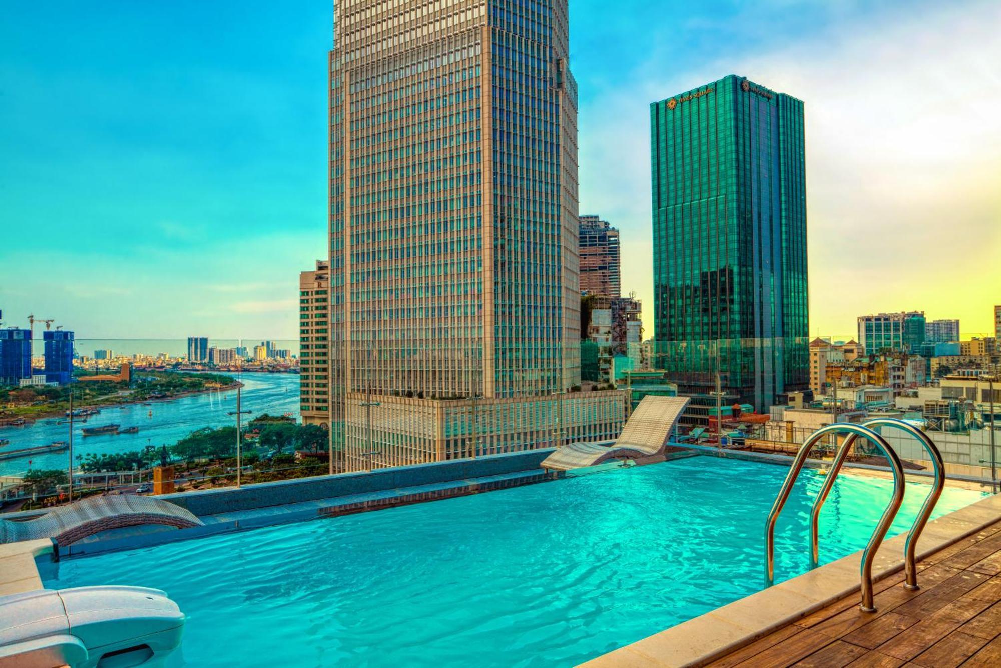 Sky Gem Central Hotel Хошимін Екстер'єр фото