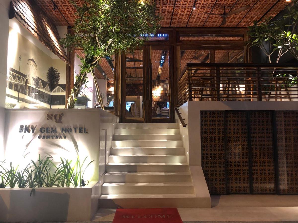 Sky Gem Central Hotel Хошимін Екстер'єр фото