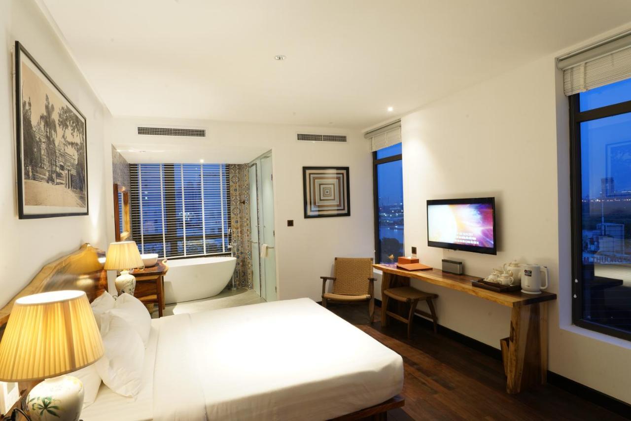 Sky Gem Central Hotel Хошимін Екстер'єр фото